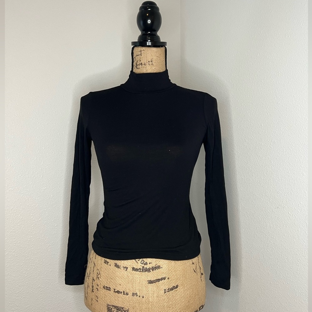 SHEIN Womens Black Long Sleeve Crop Top Fitted